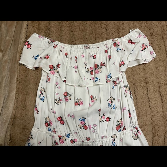Floral Romper - Picture 1 of 3